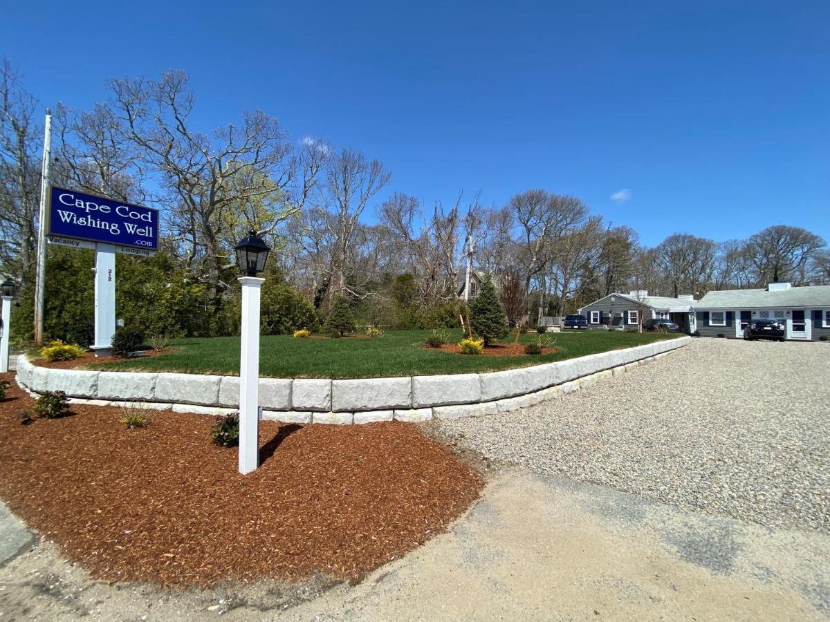 ハーウィッチ・ポート Cape Cod Wishing Wellモーテル エクステリア 写真